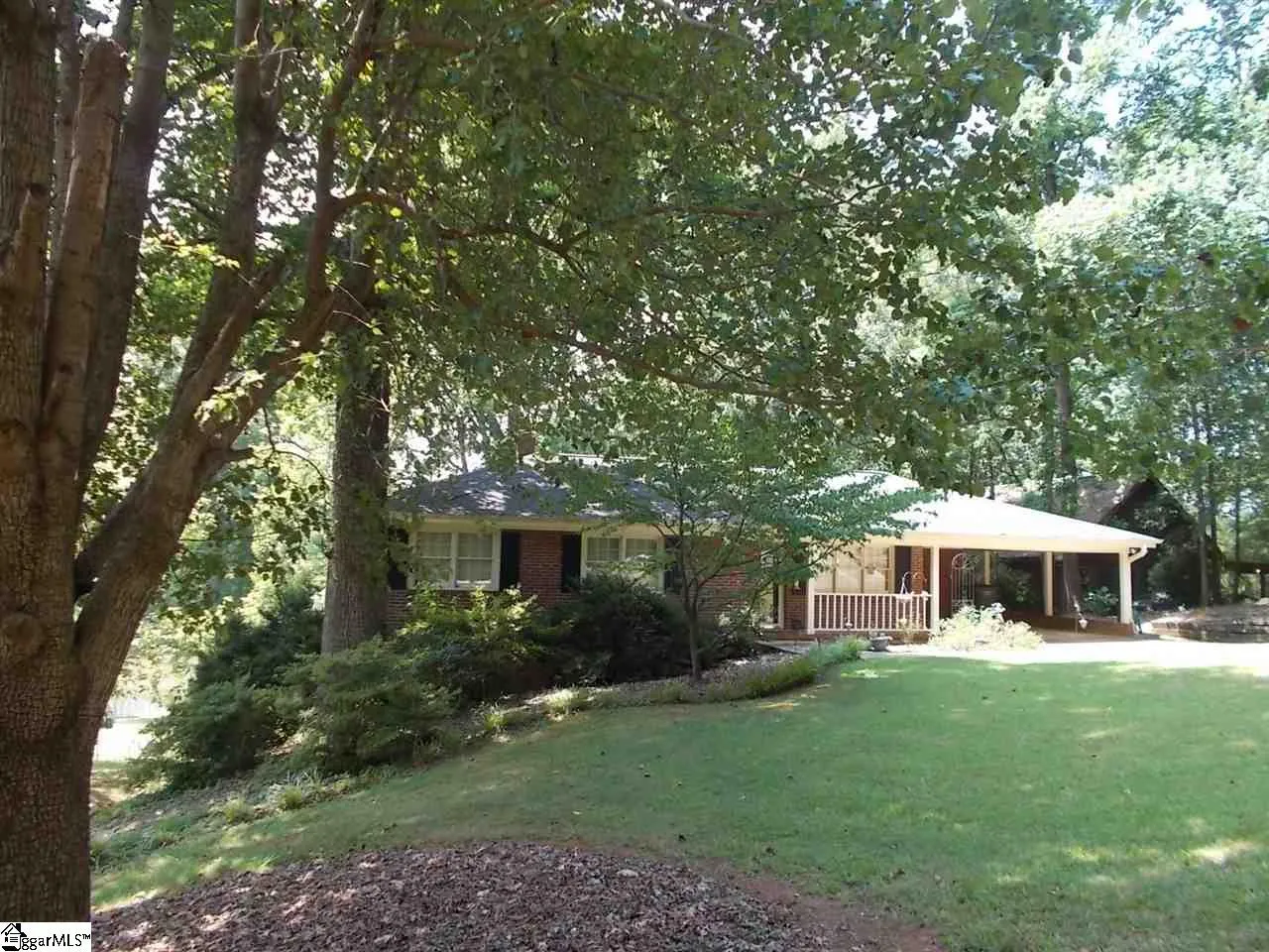 32 HARBOR Drive