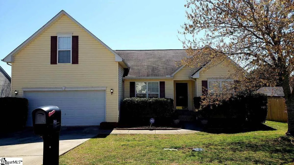 Property image 1 at 204 Bellport Drive, Greenville, SC 29607