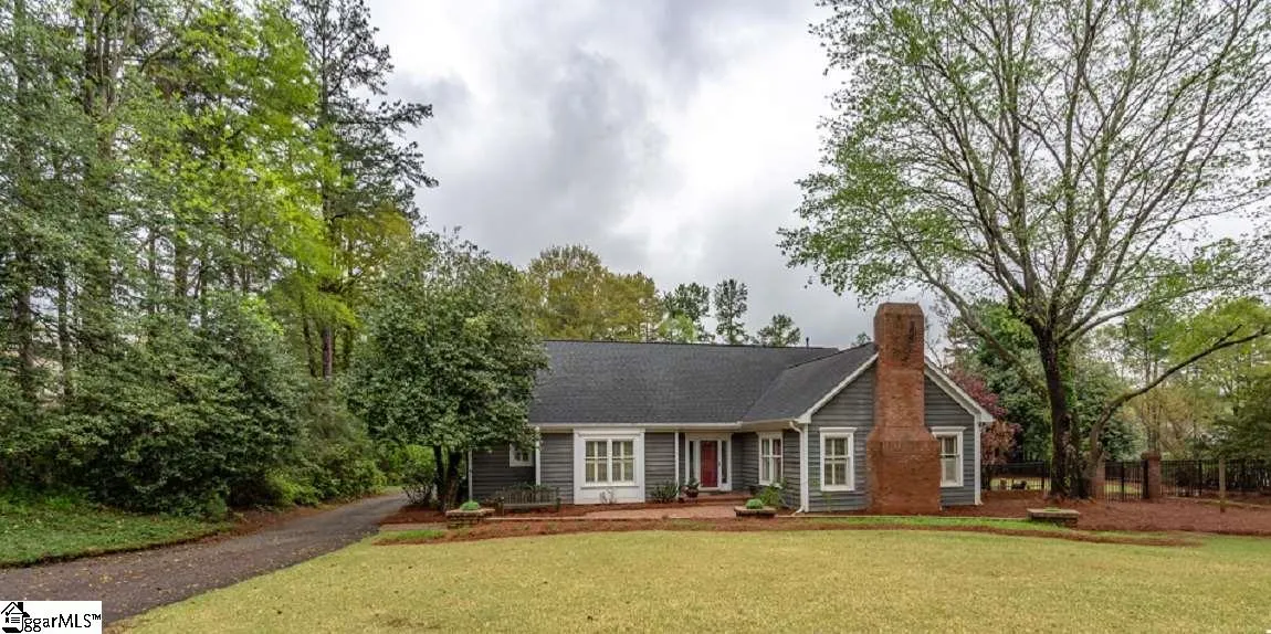 Property image 1 at 34 Craigwood Court, Greenville, SC 29607