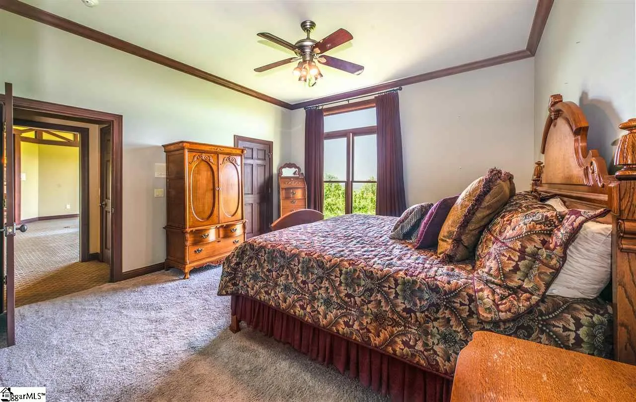 Property image 3 at 1253 Altamont Road, Greenville, SC 29609