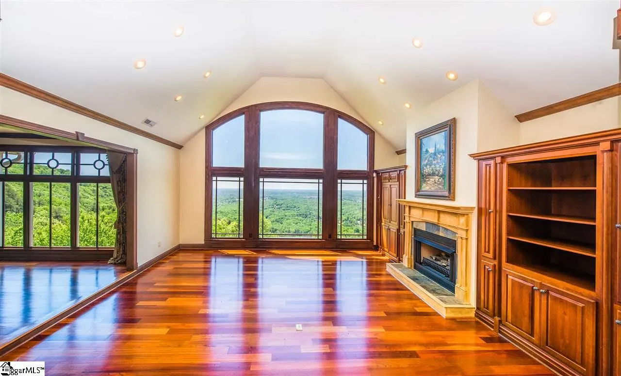 Property image 4 at 1253 Altamont Road, Greenville, SC 29609