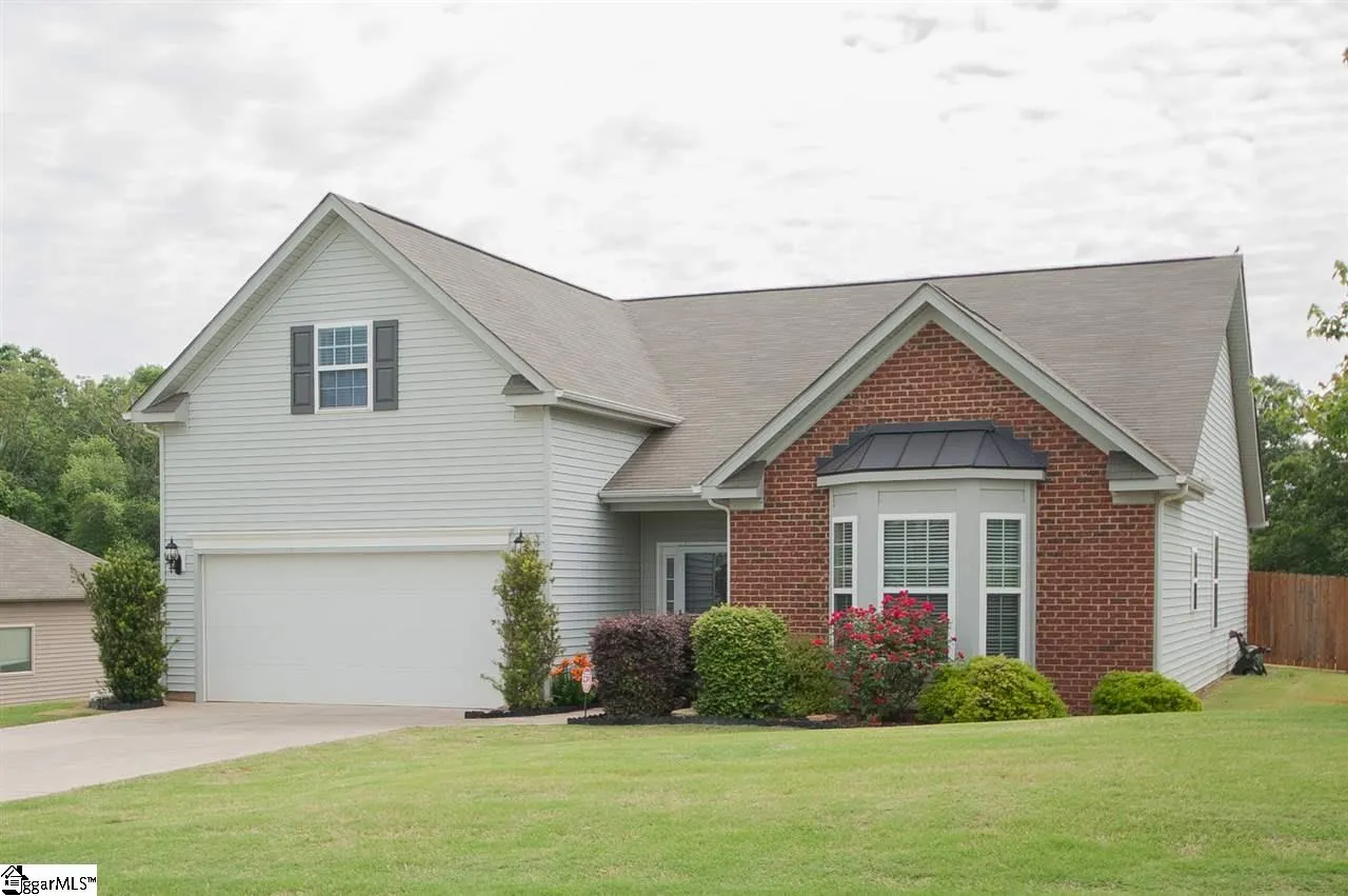 Property image 1 at 156 Pendock Lane, Piedmont, SC 29673