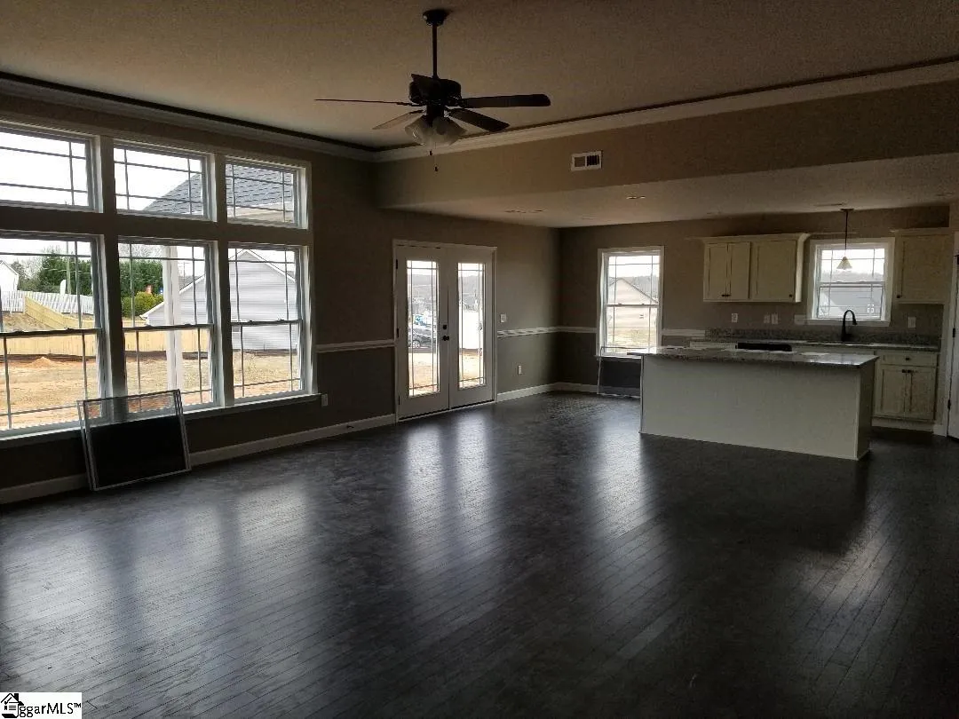 Property image 2 at 4 Orchard Crest Court, Greer, SC 29651