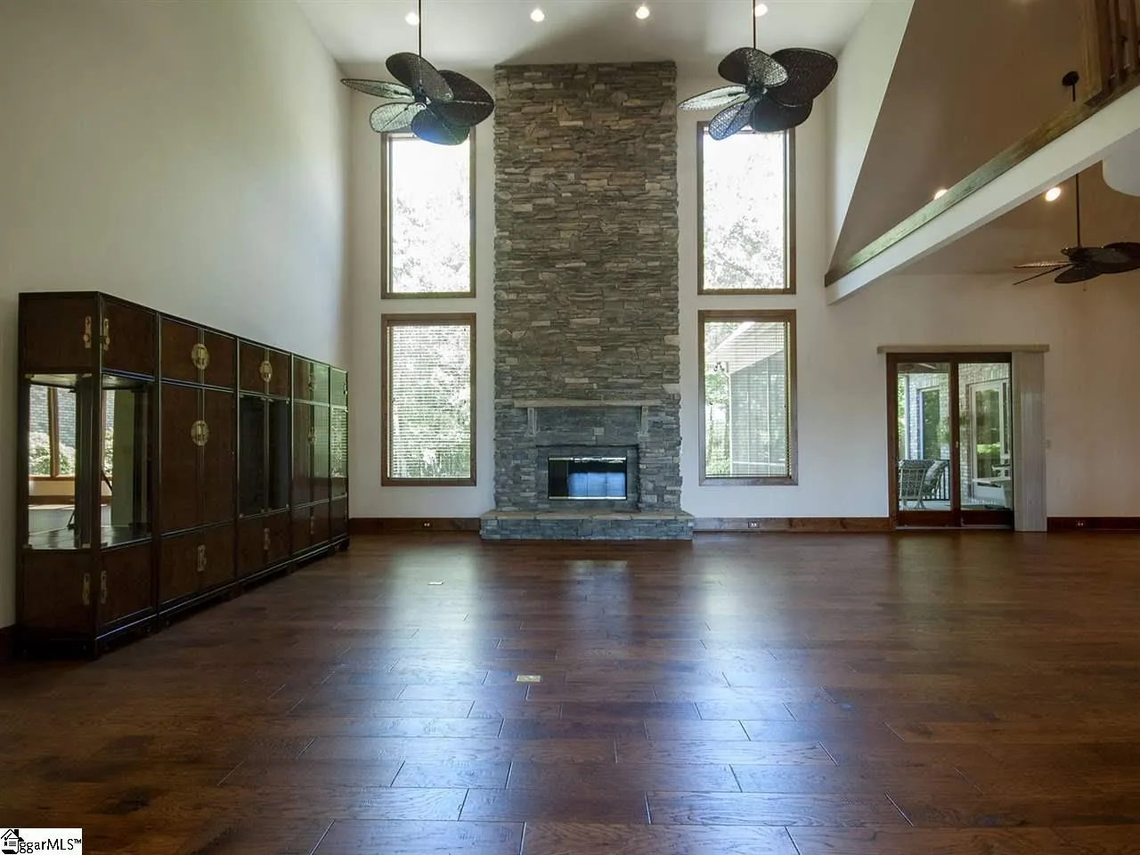 Property image 3 at 305 Stono Court, Piedmont, SC 29673