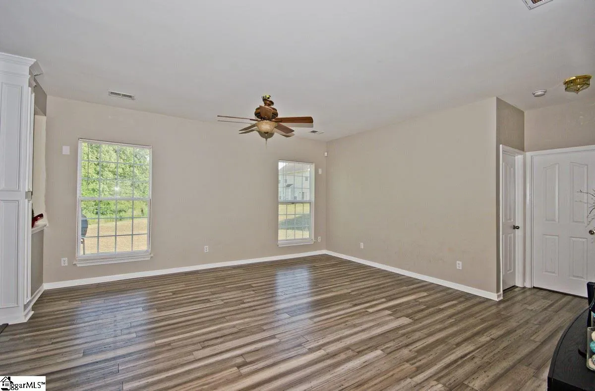 Property image 3 at 102 Welsford Court, Simpsonville, SC 29681