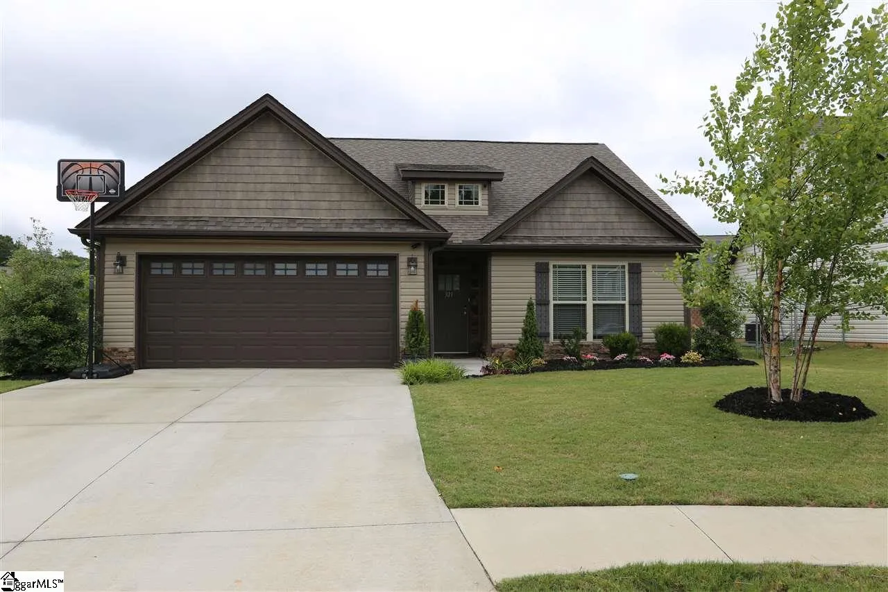 Property image 1 at 321 Catterick Way, Fountain Inn, SC 29644