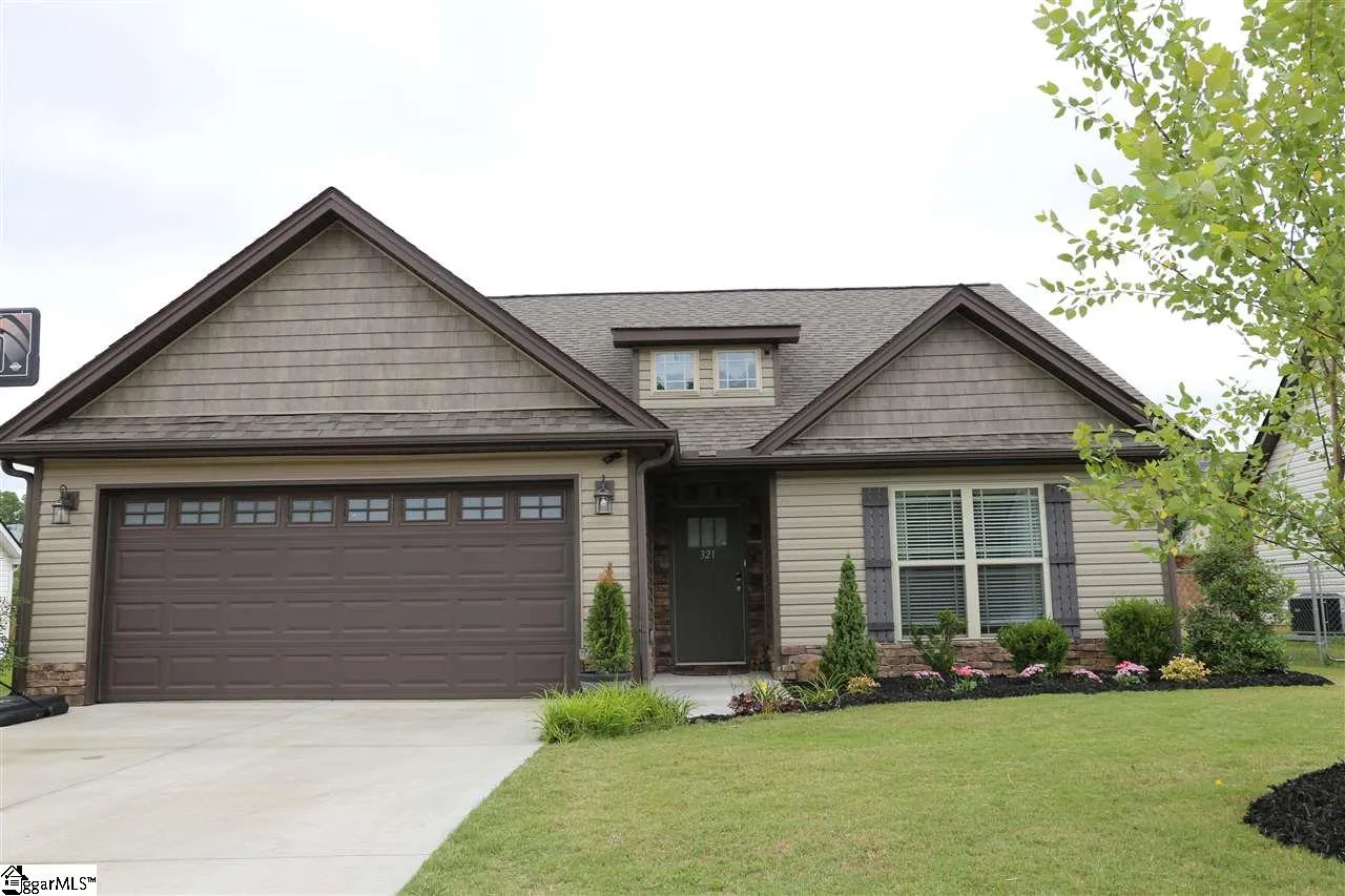 Property image 2 at 321 Catterick Way, Fountain Inn, SC 29644