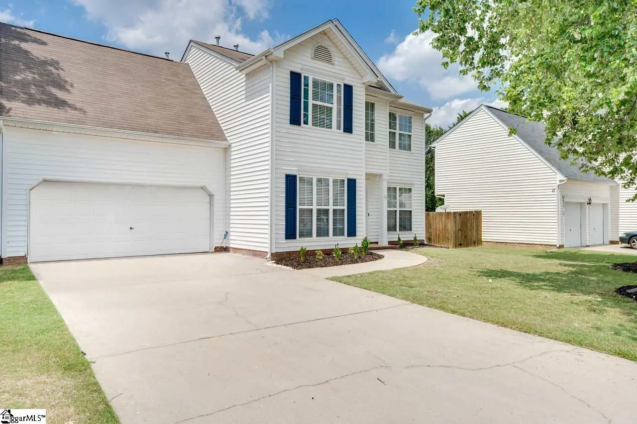Property image 2 at 20 Summerlin Place, Simpsonville, SC 29680