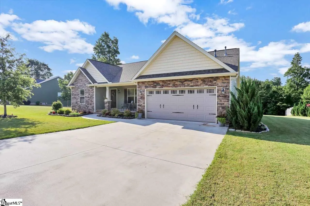 Property image 2 at 47 Jaden Court, Greer, SC 29651