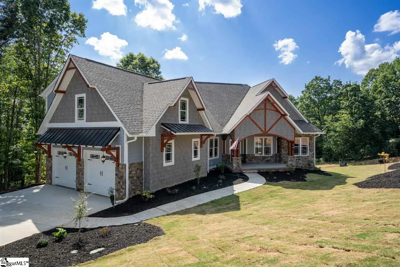 Property image 2 at 211 Mountain Edge Court, Greenville, SC 29609