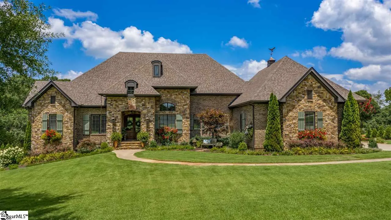6 Dolphin Pond Lane