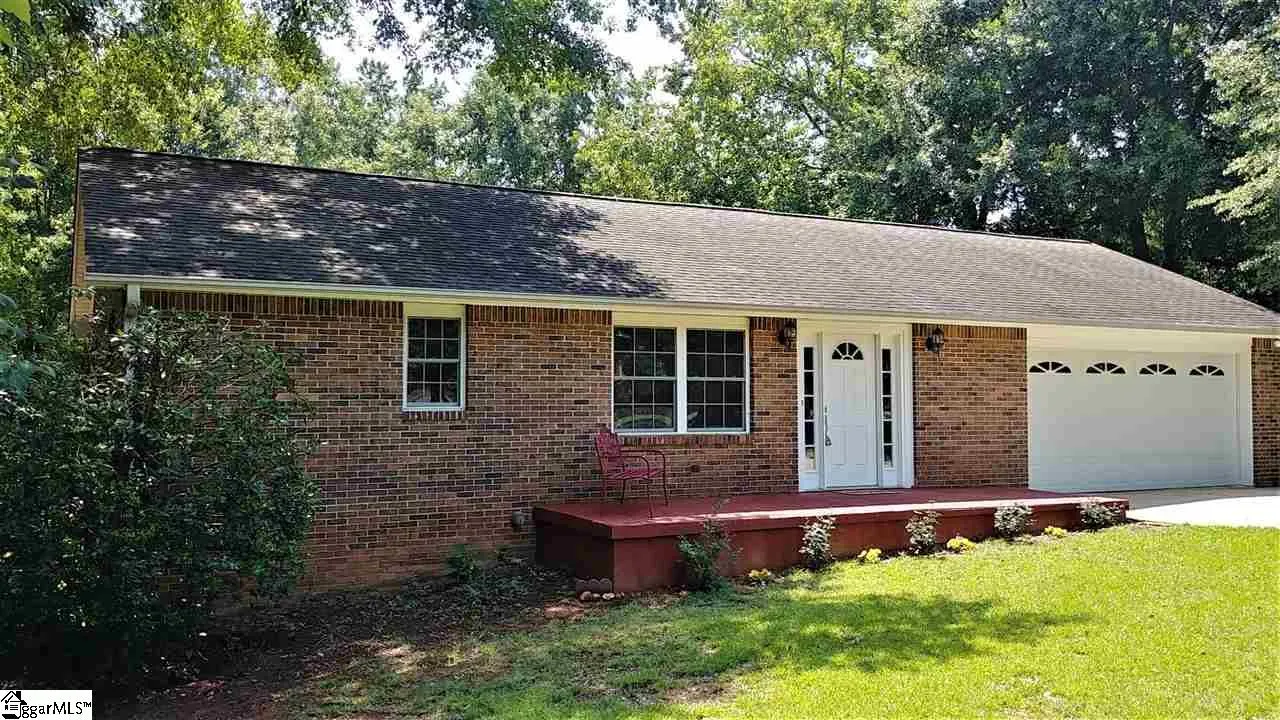 Property image 2 at 206 S Rockview Drive, Greenville, SC 29609