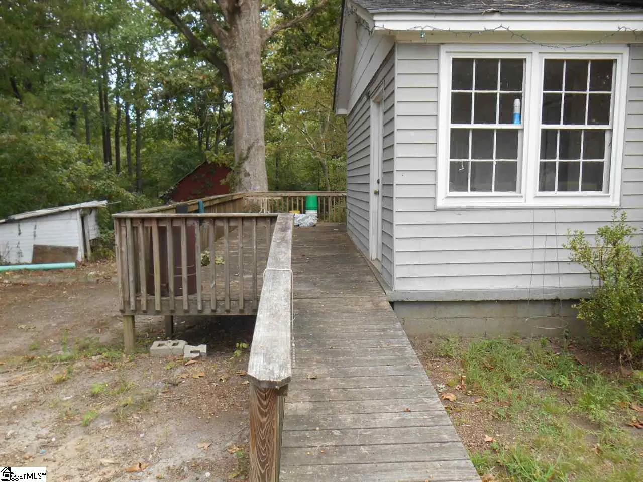 Property image 2 at 757 Poole Road, Clinton, SC 29325