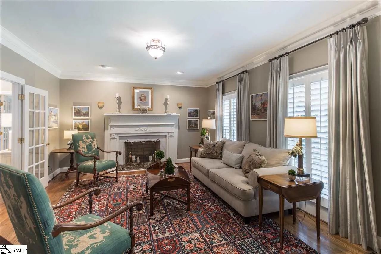Property image 3 at 11 Faversham Circle, Greenville, SC 29607