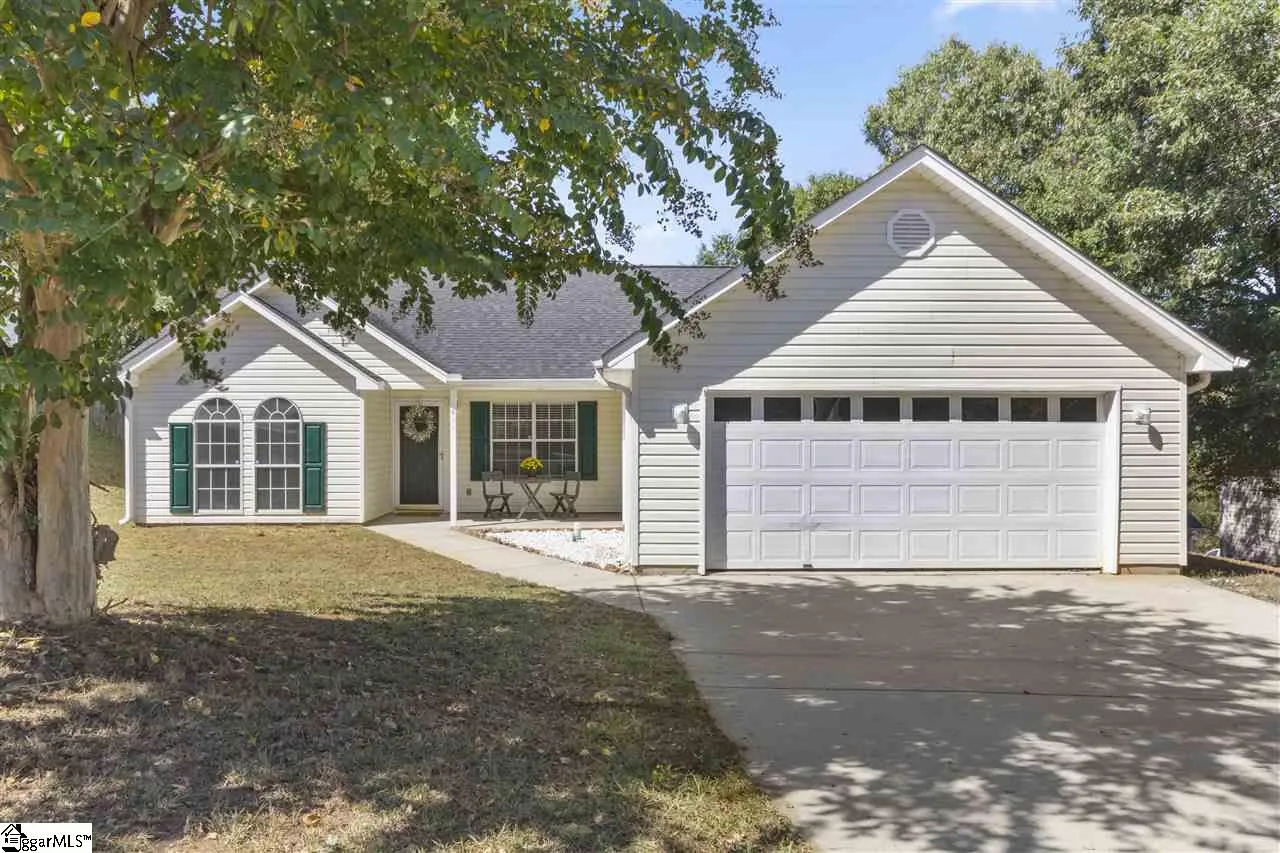 Property image 1 at 411 Hill Lane, Mauldin, SC 29662