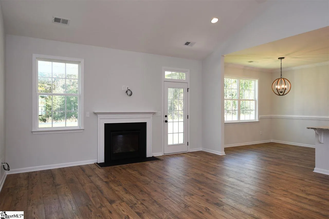 Property image 5 at 824 Orchard Valley Lane, Boiling Springs, SC 29316