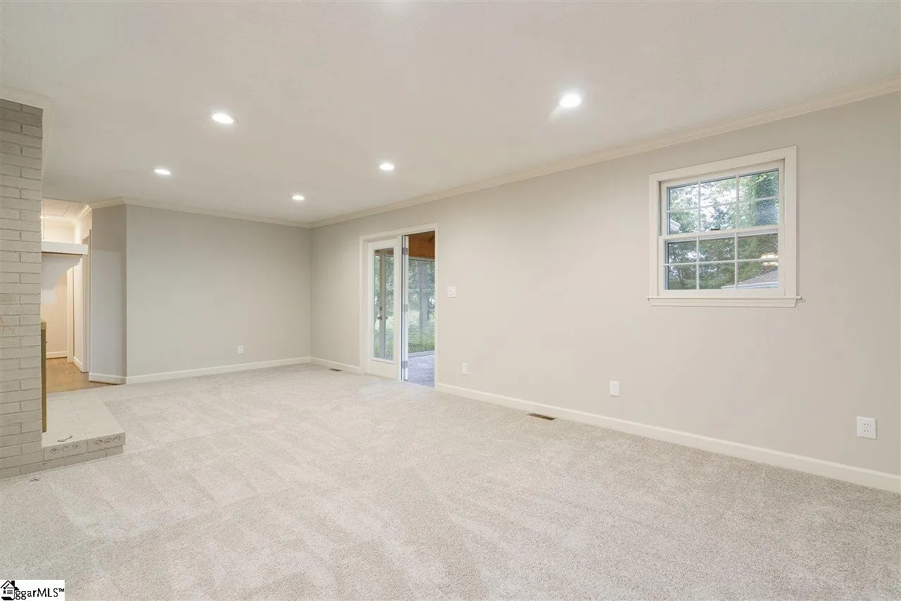 Property image 4 at 120 Carlton Drive, Mauldin, SC 29662