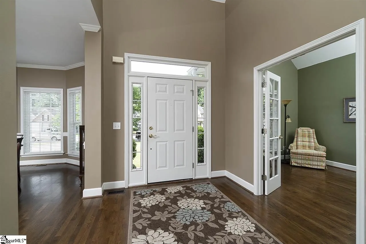 Property image 2 at 16 Oakmont Court, Simpsonville, SC 29681