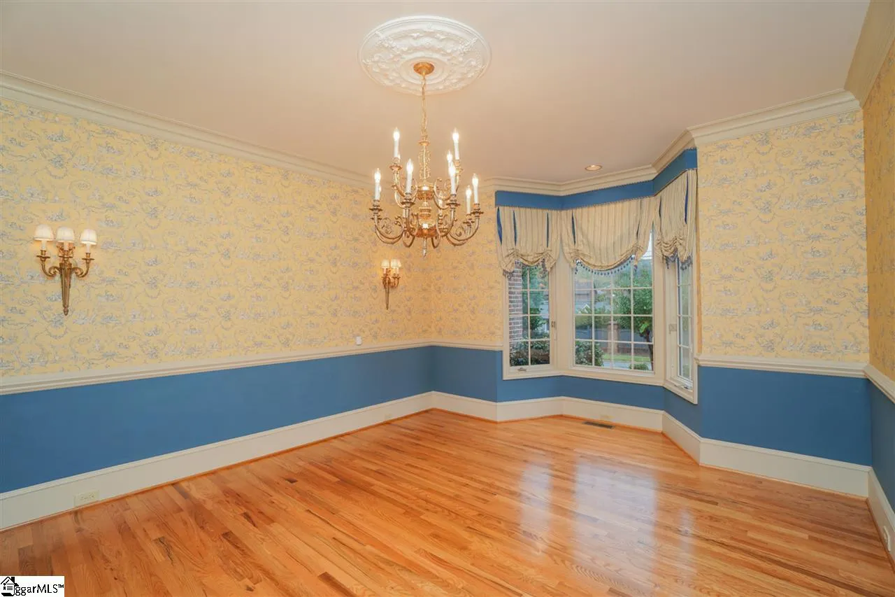 Property image 5 at 816 Crescent Avenue, Greenville, SC 29601