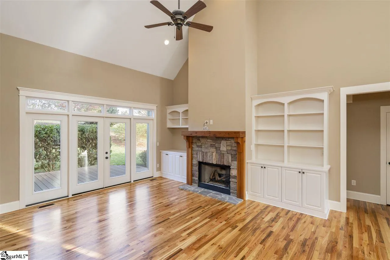 Property image 5 at 17 Kingsway Court, Greer, SC 29651