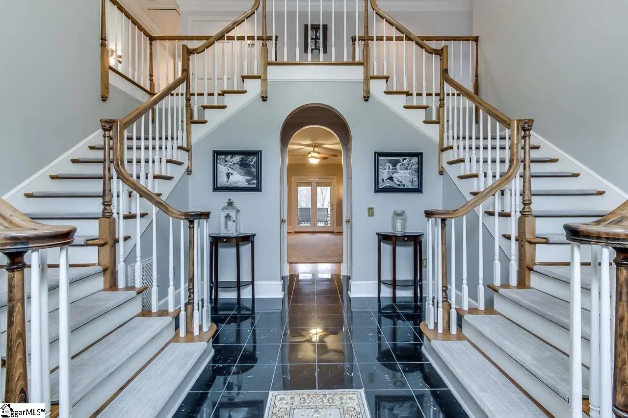 Property image 5 at 101 Meadowsweet Lane, Greenville, SC 29615