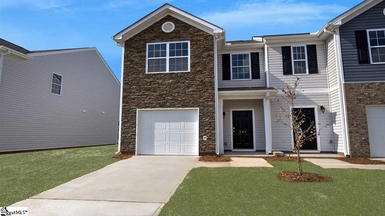 Property image 1 at 124 Northridge Court, Easley, SC 29642