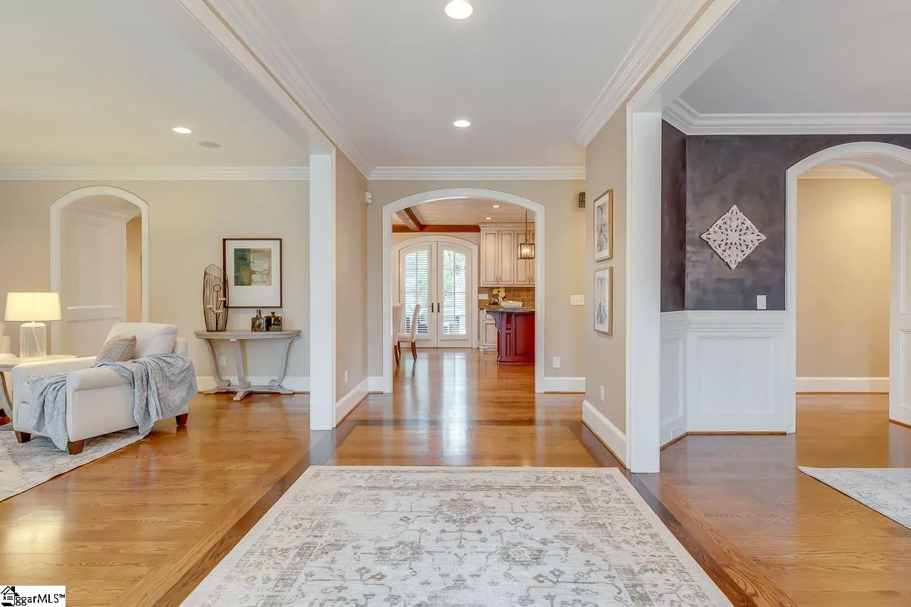 Property image 4 at 2 Elmley Court, Greenville, SC 29607
