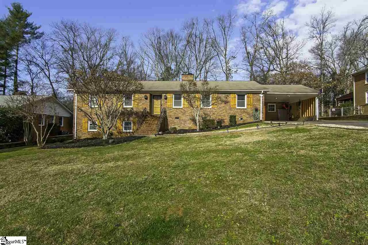 Property image 2 at 12 Wayne Drive, Taylors, SC 29687