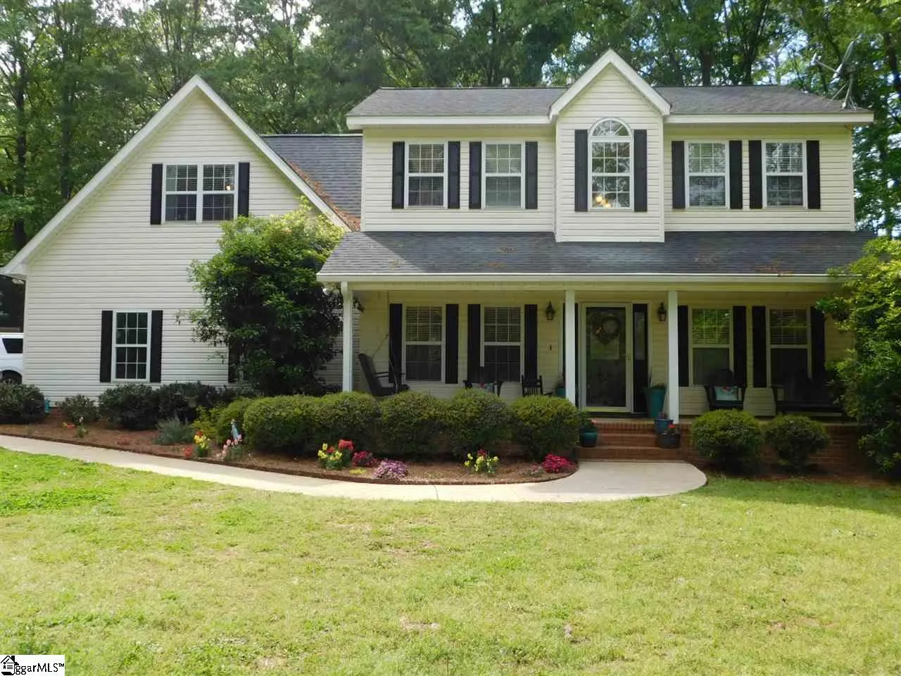 Property image 2 at 404 Sweetgum Street, Laurens, SC 29360