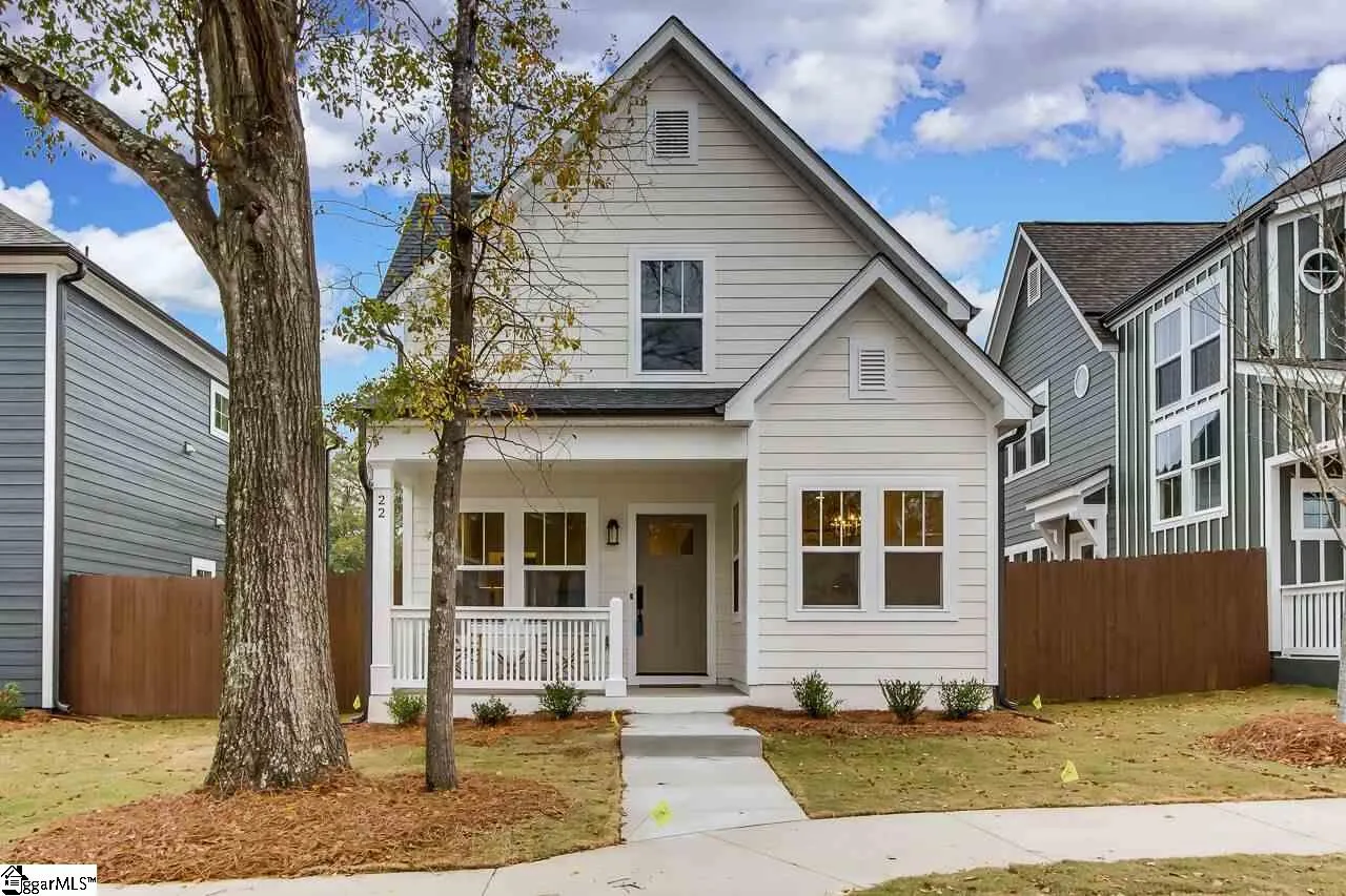 16 Ridge Knoll Circle