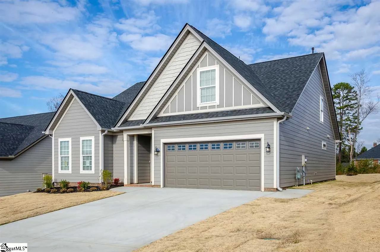 Property image 3 at 402 Saybrooke Lane, Anderson, SC 29621
