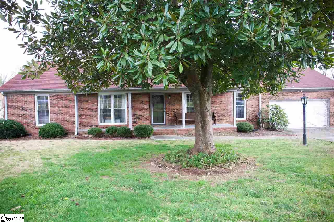 Property image 2 at 107 Meadowood Drive, Mauldin, SC 29662
