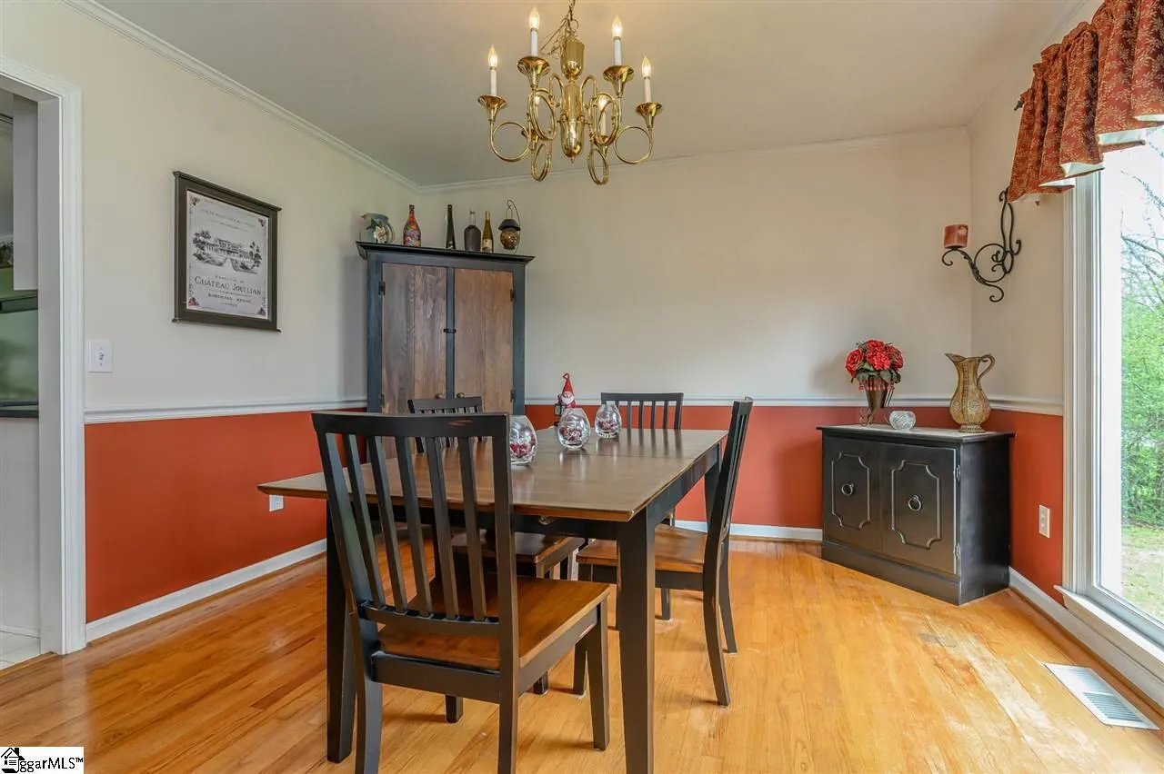 Property image 4 at 17 Pilot Road, Greenville, SC 29609