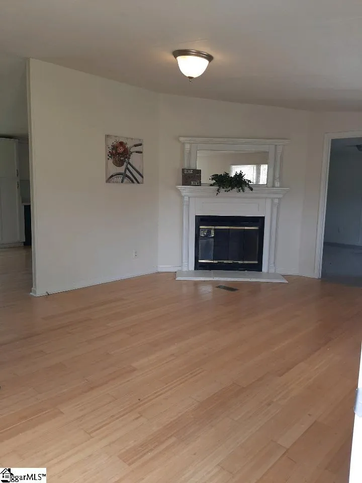 Property image 3 at 208 Shade Tree Circle, Easley, SC 29640