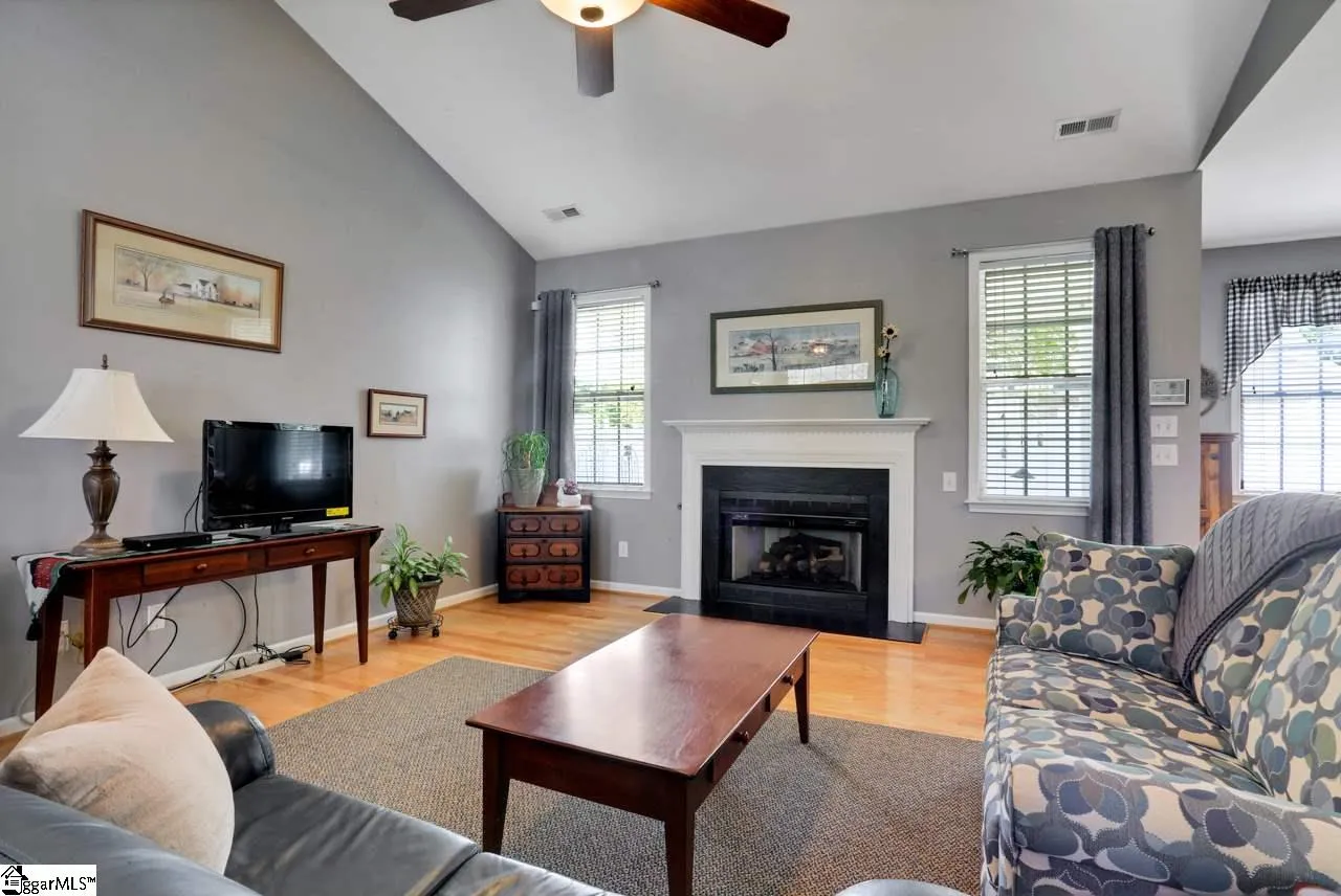 Property image 4 at 33 Cantera Circle, Greenville, SC 29615
