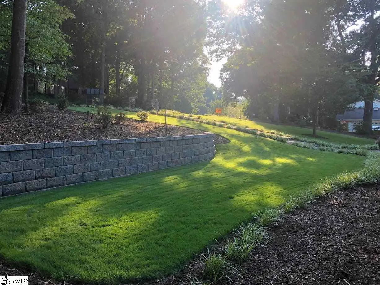Property image 5 at 201 Camelot Drive, Simpsonville, SC 29681