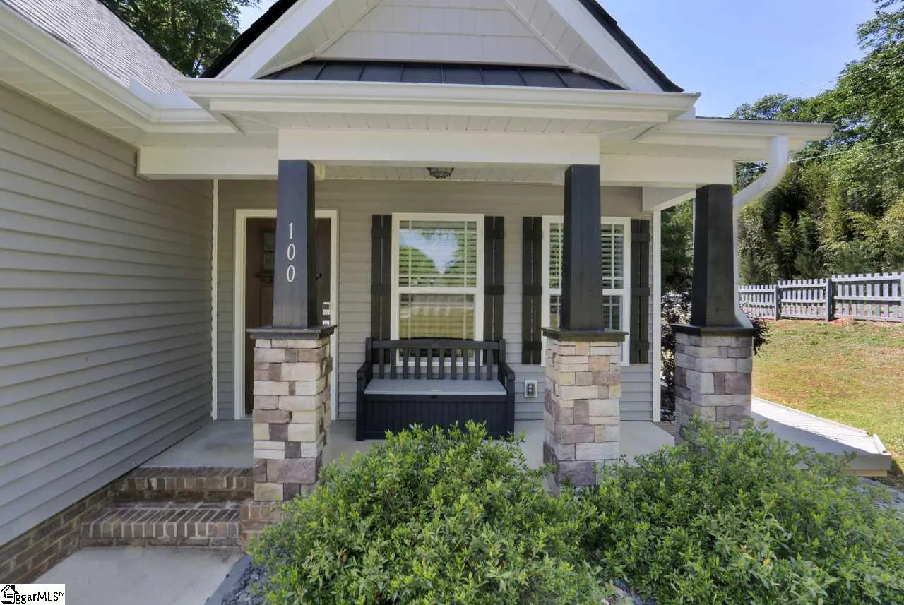 Property image 4 at 100 Thornberry Court, Simpsonville, SC 29680