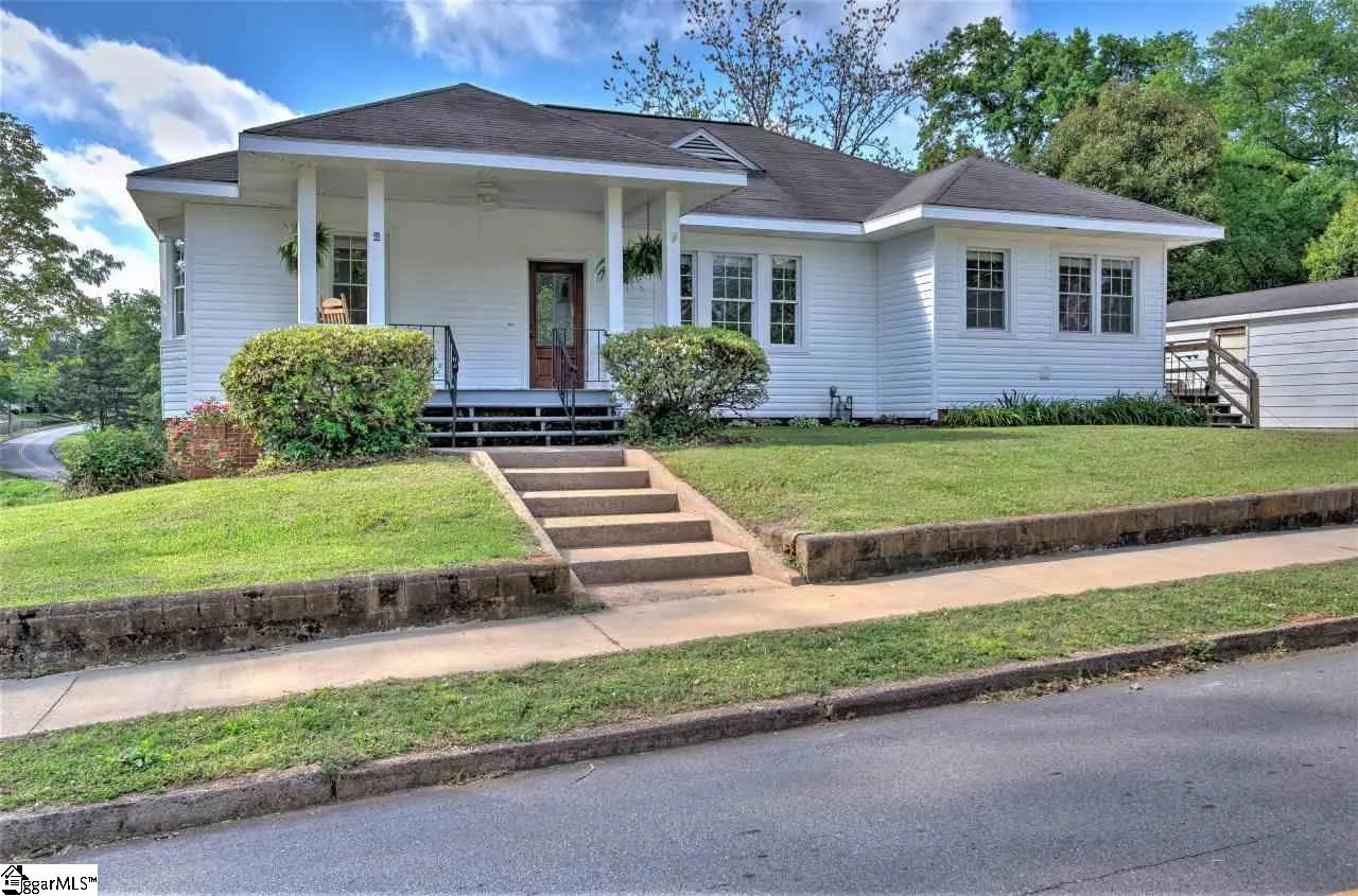 Property image 1 at 2 Crest Street, Lyman, SC 29365