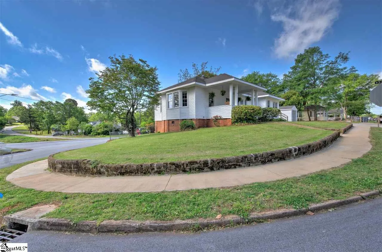 Property image 3 at 2 Crest Street, Lyman, SC 29365