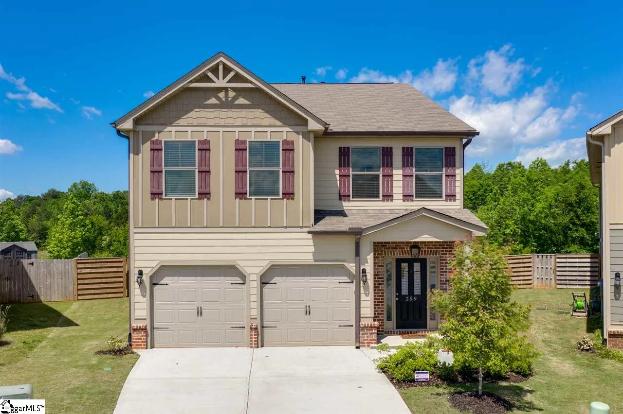 Property image 1 at 259 Heatherwood Lane, Greer, SC 29651