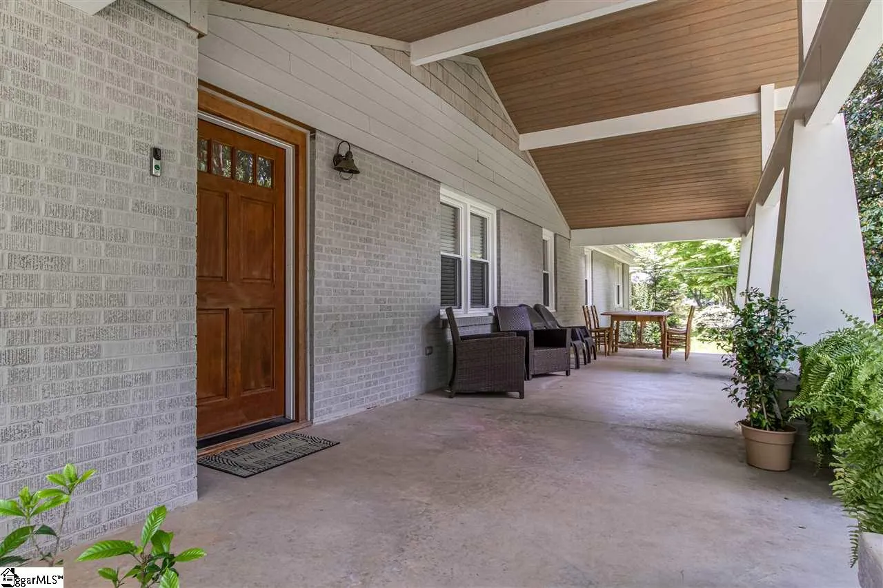 Property image 5 at 18 Tranquil Avenue, Greenville, SC 29615