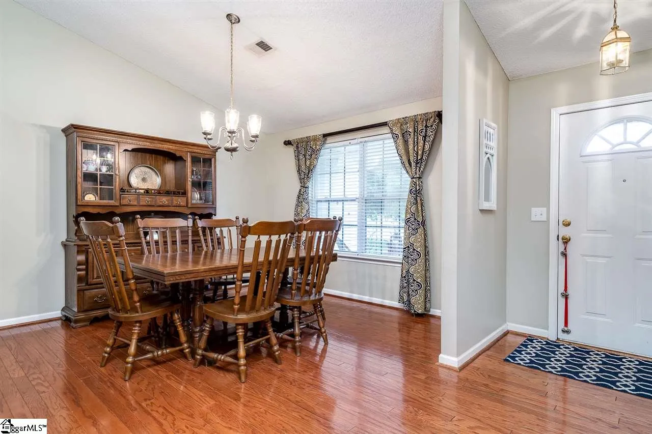 Property image 4 at 1 Winsome Drive, Taylors, SC 29687
