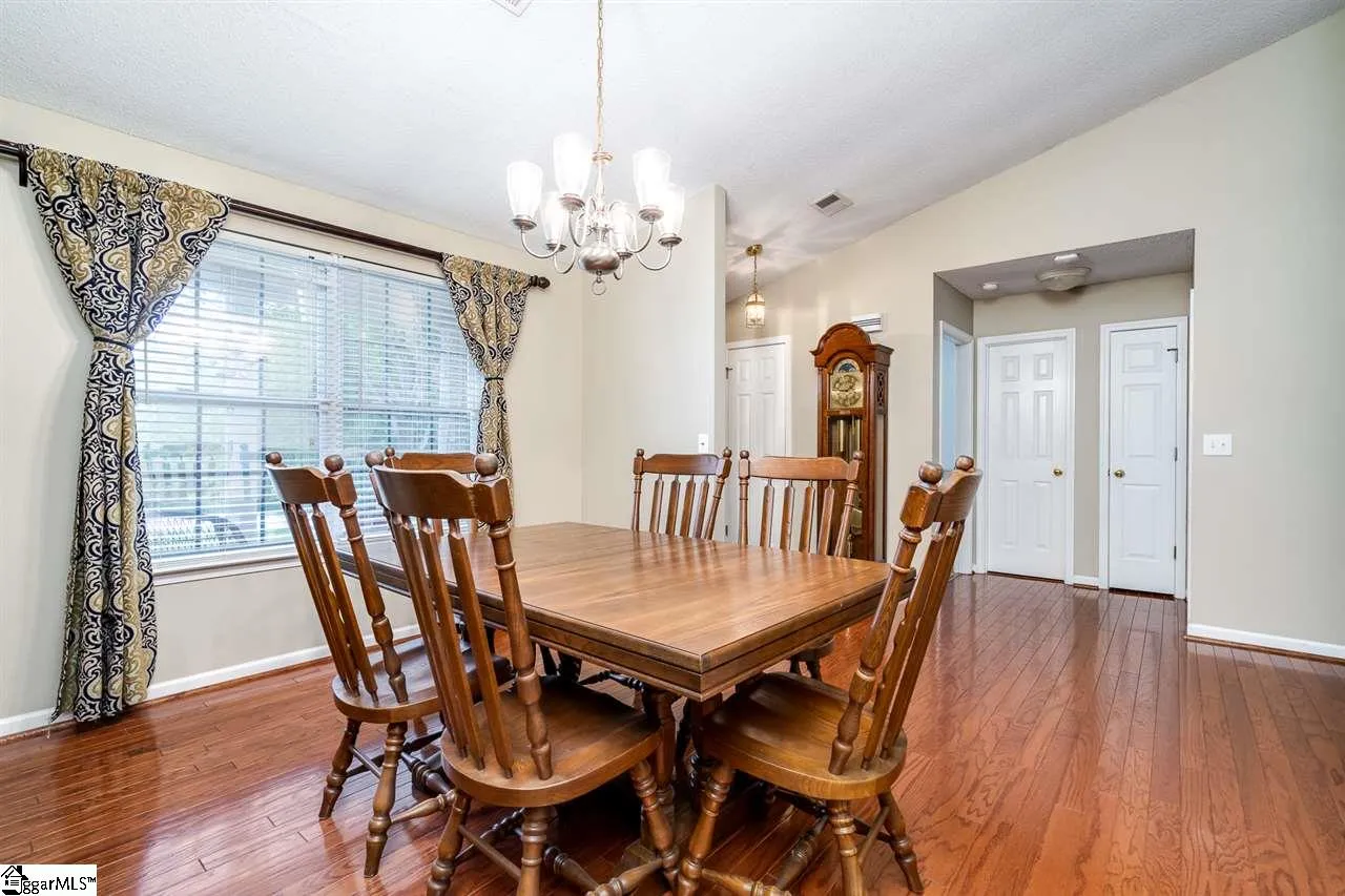 Property image 5 at 1 Winsome Drive, Taylors, SC 29687