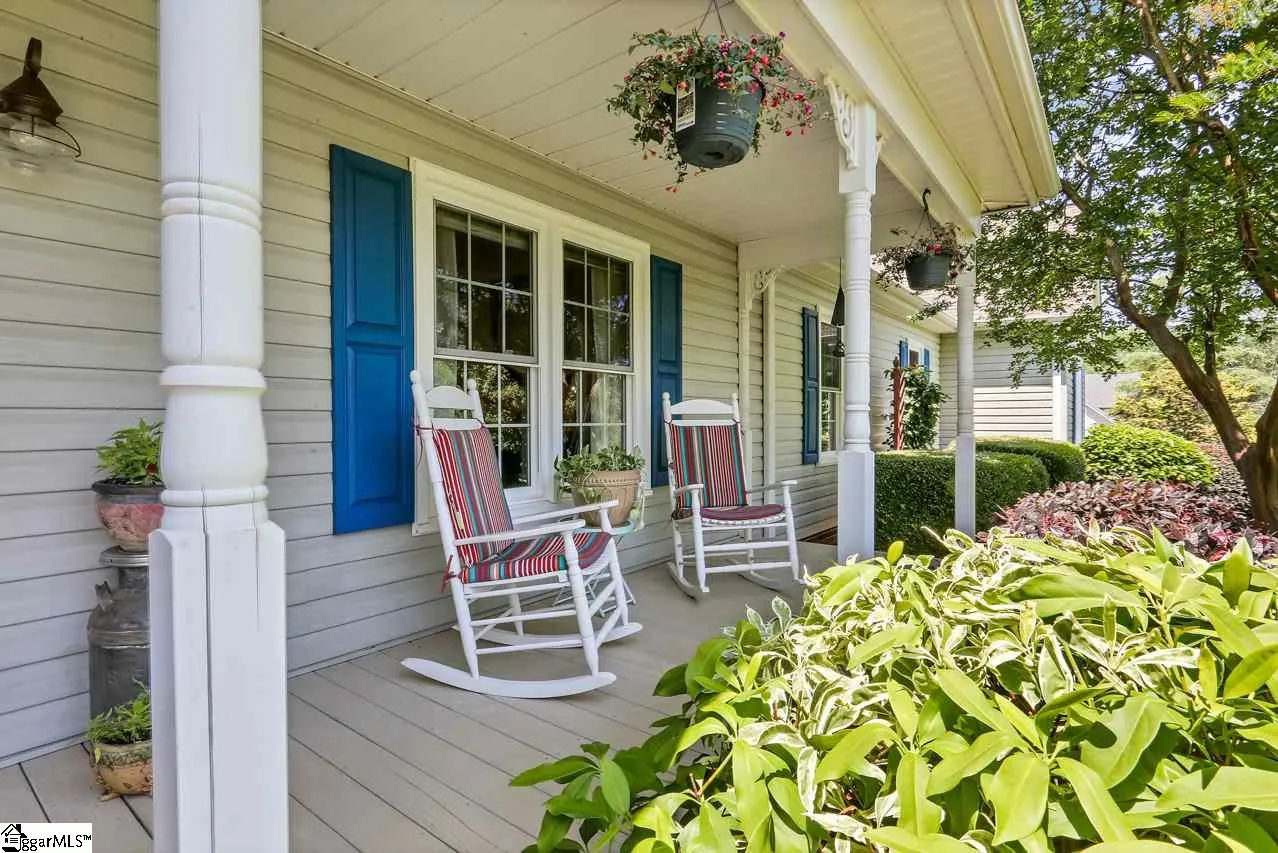 Property image 3 at 9 Bennetts Crossing Court, Greer, SC 29651