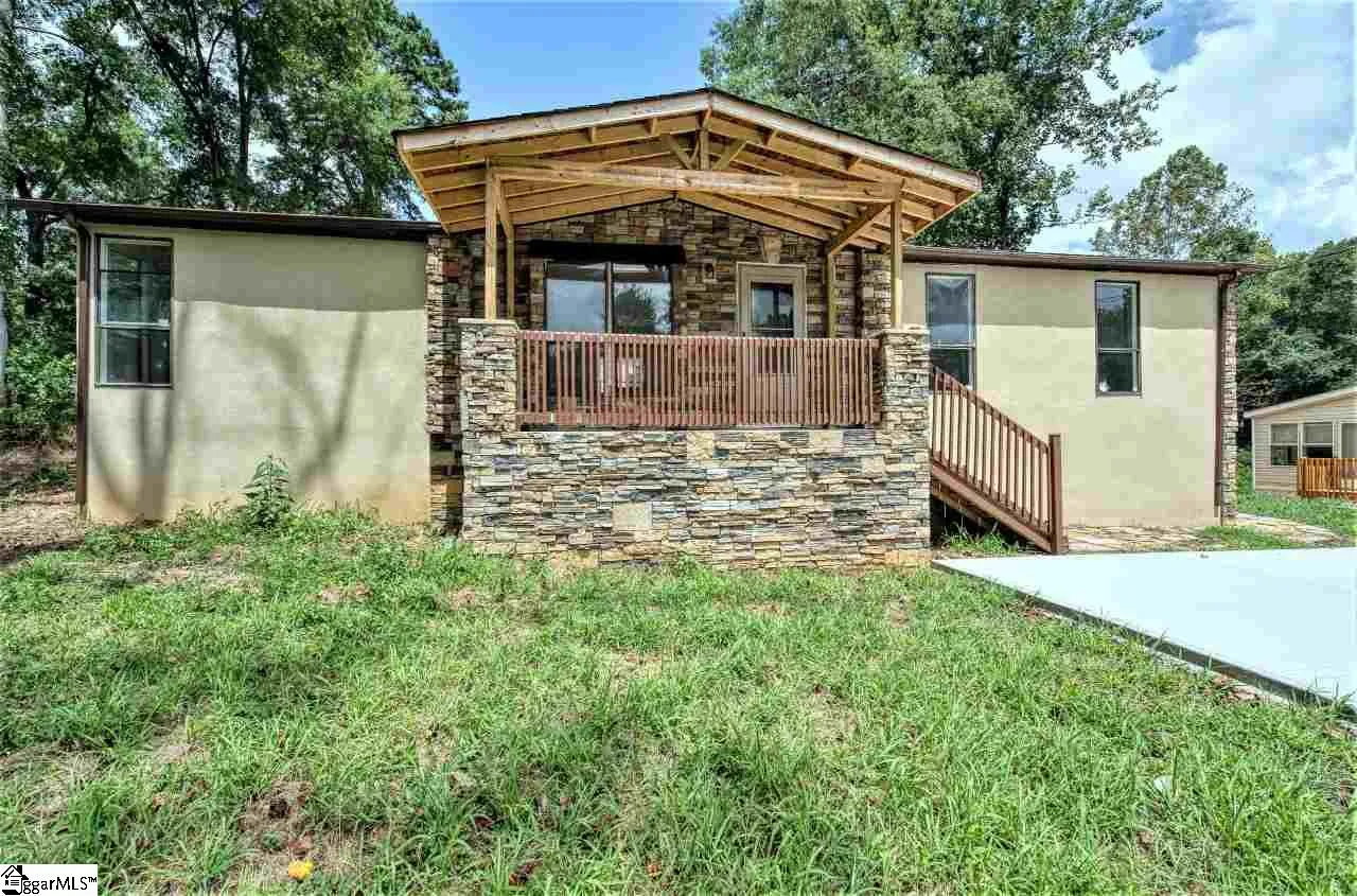 Property image 2 at 148 E Caroline Street, Greenville, SC 29611-7802