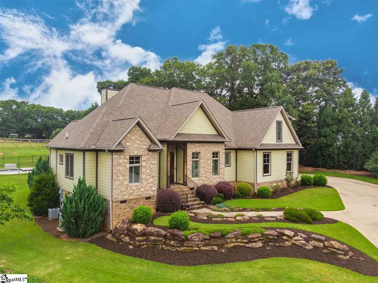 Property image 2 at 104 Griffith Knoll Way, Greer, SC 29651