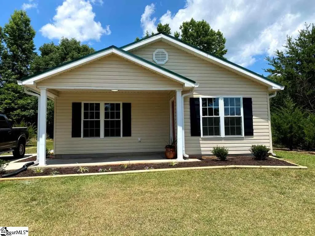 4 Jim Logan Court