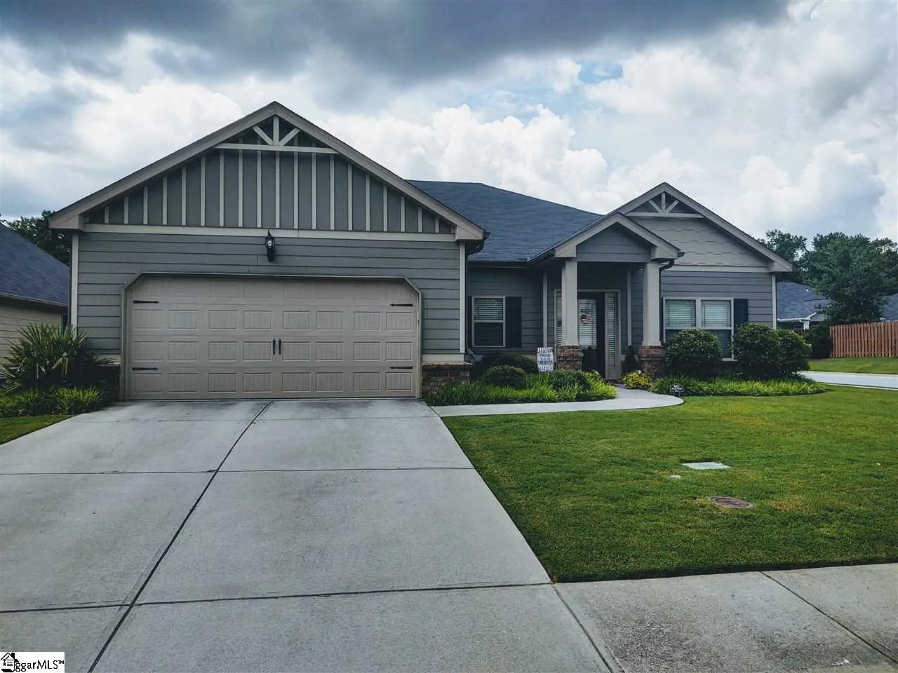 Property image 1 at 200 Cameron Creek Lane, Simpsonville, SC 29681-8602