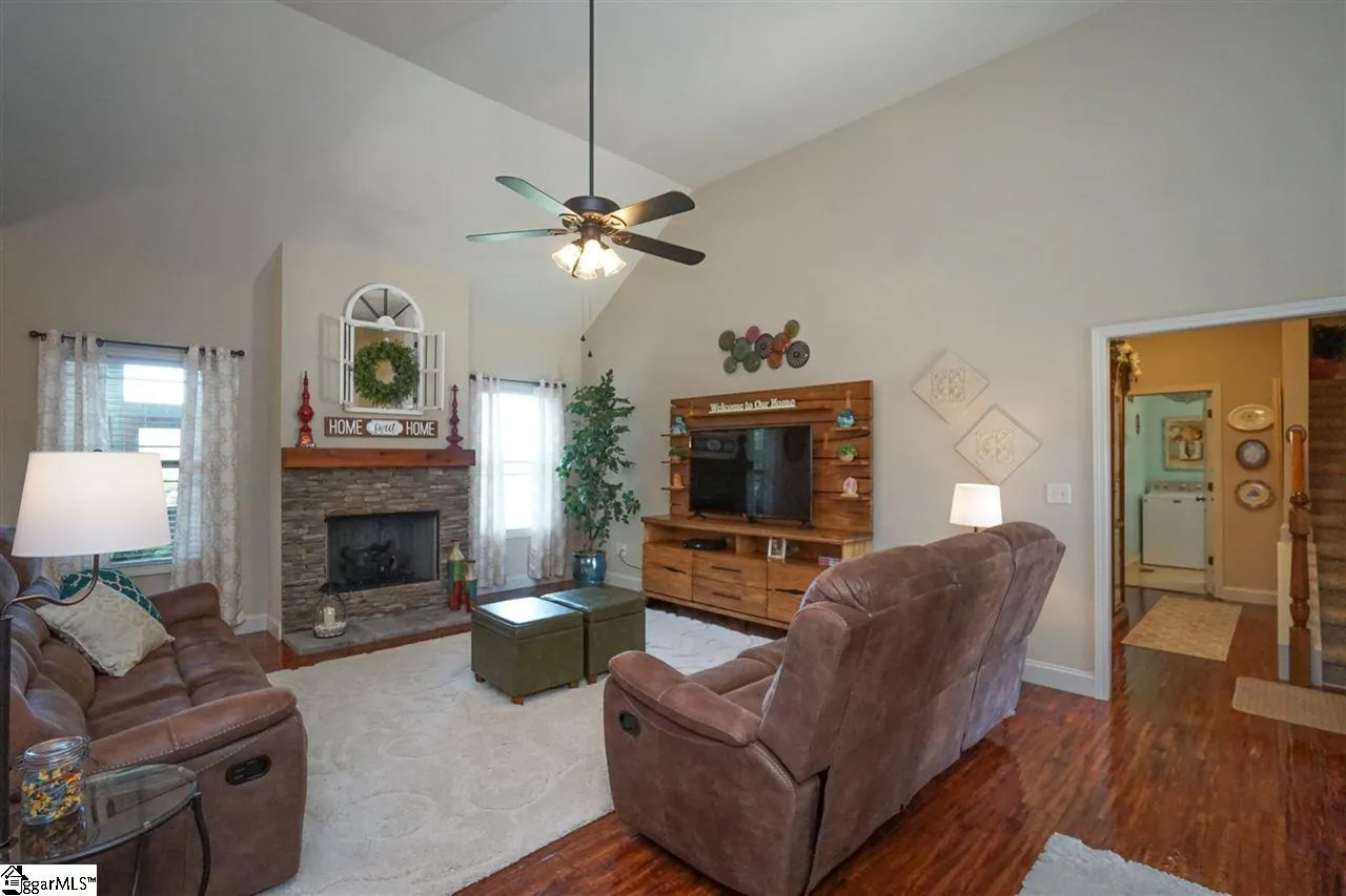 Property image 5 at 319 Sharon Drive, Greer, SC 29651