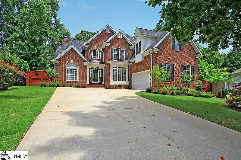 Property image 2 at 10 Amsterdam Lane, Simpsonville, SC 29681